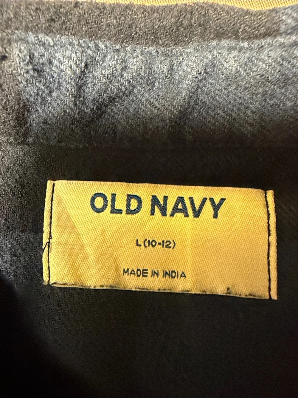 Old Navy Men's Blue and Gray Plaid Button-Down Shirt